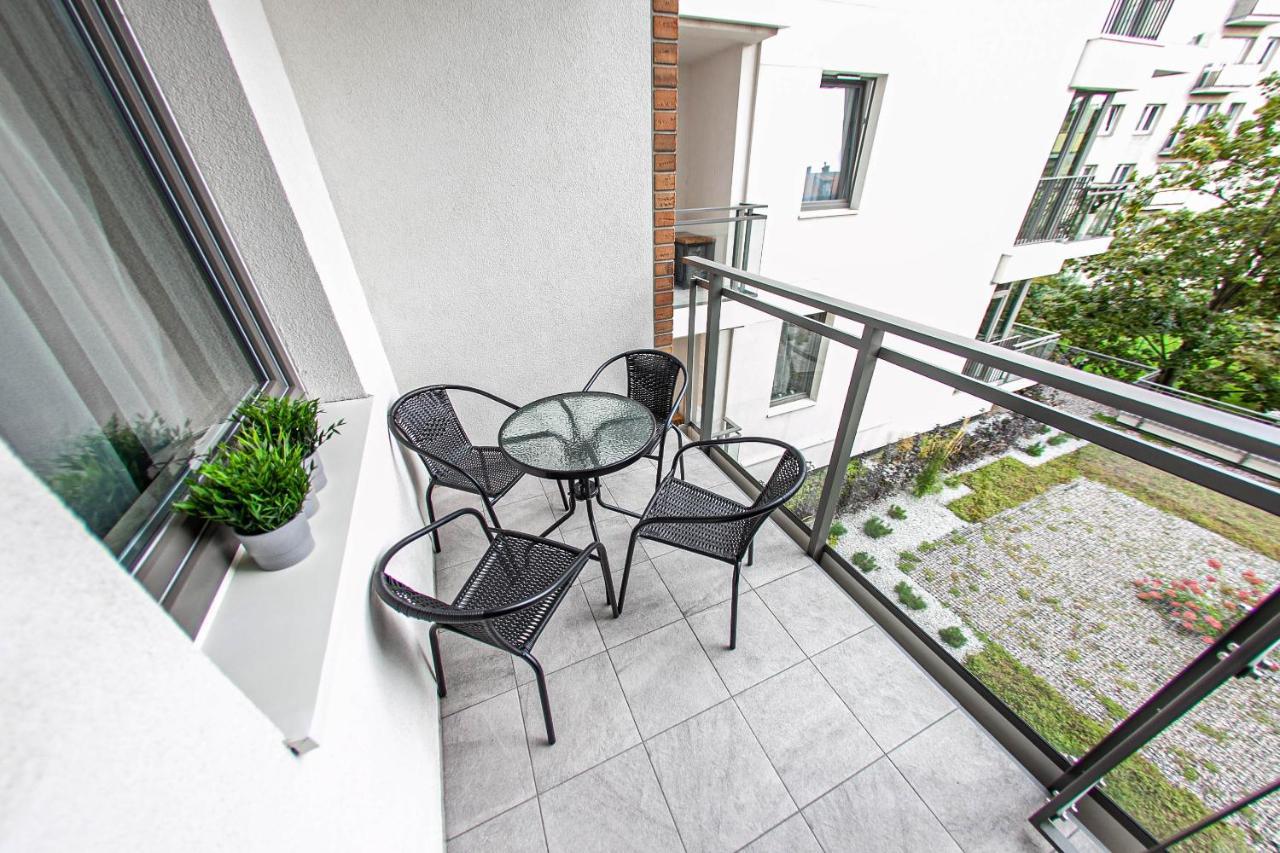 Euro Apartments New Gardens Delux กดัญสก์ ภายนอก รูปภาพ