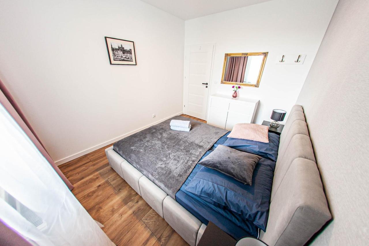 Euro Apartments New Gardens Delux กดัญสก์ ภายนอก รูปภาพ